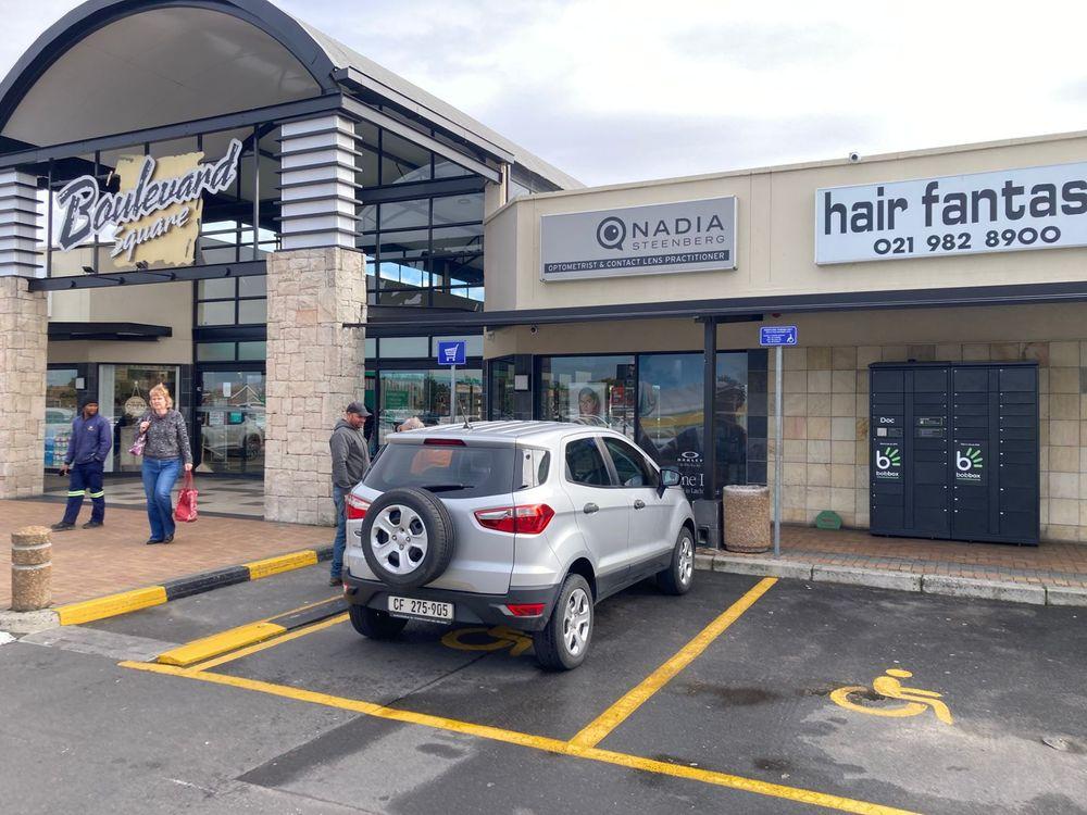 Boulevard Square Shopping Centre