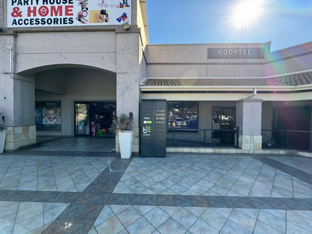 Willow Way Shopping Centre