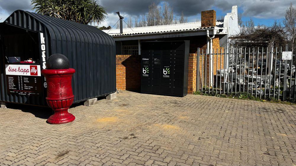 Uitsig Motors